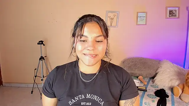 naomy_ruiz_ live XXX chat