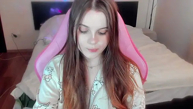 Soft_Lullu Chat XXX in diretta