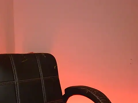 Chat +18 de miss_ragni ao vivo