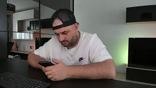 DravenPeak Adlı Modelin Canlı XXX Sohbeti