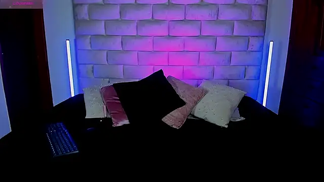 HollyGrey_ – Live XXX-chat