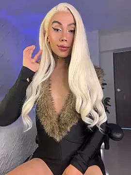 Chatroom XXX en direct de miss_tatiana_
