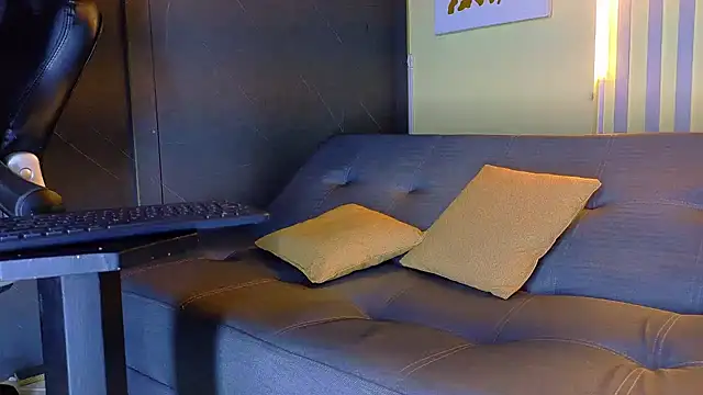 Chat +18 de ALANNFERRER ao vivo