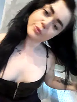 XXX chat uživo modela Bigass0807