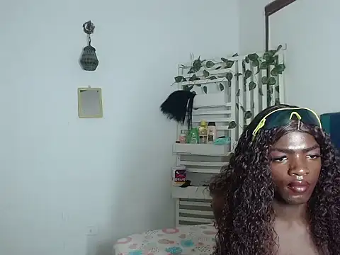 kenia_nihiara Webcamshow