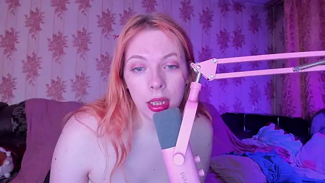 Cutie_Bambi Show Webcam