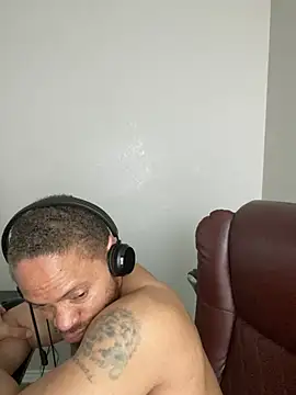 Fathero1time webcam show