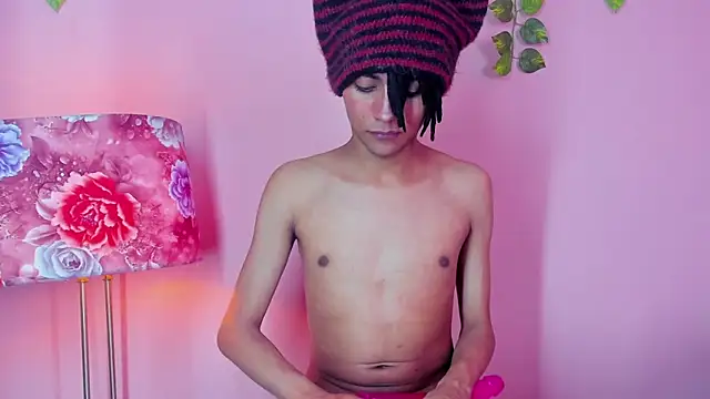 romeo_laurient Adlı Modelin Web Kamerası Şovu