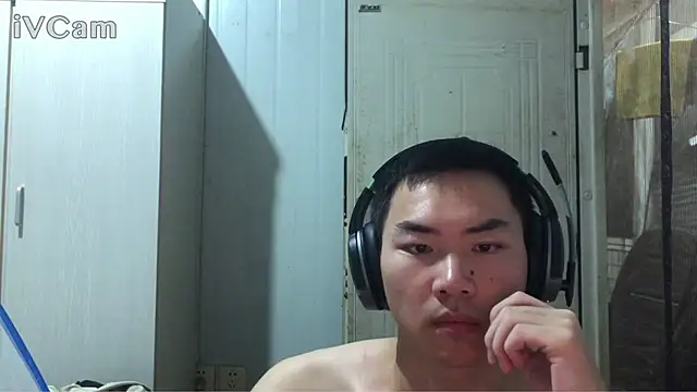 dyjdddttj 现场XXX聊天