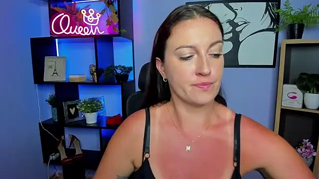 Chatroom XXX en direct de FUN_AMI