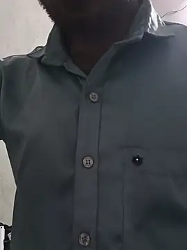 nilu_5633 在線直播表演