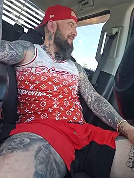 Beardedtattood webkamerás műsora
