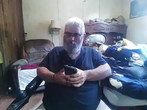 Chat +18 de hearseguy77 ao vivo