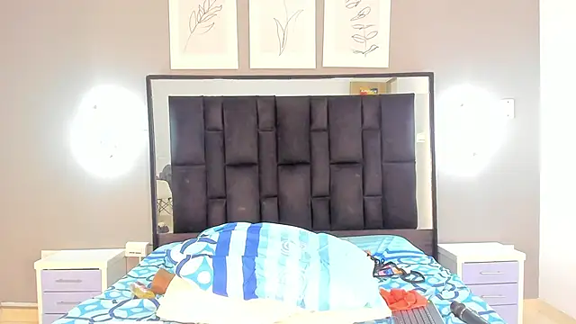 zoe_curvyy live XXX chat