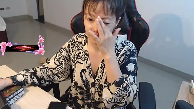Chat XXX en directo de pink-2022