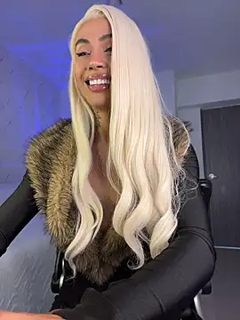 miss_tatiana_ live XXX chat