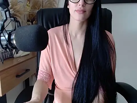 FilosofaNerd 网络视讯表演