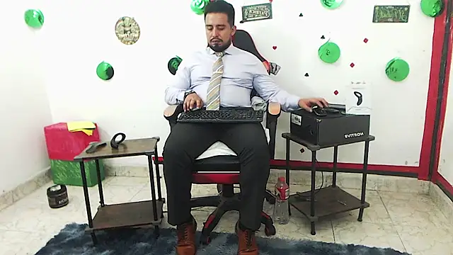 Chat XXX ao vivo de KalethBigDick