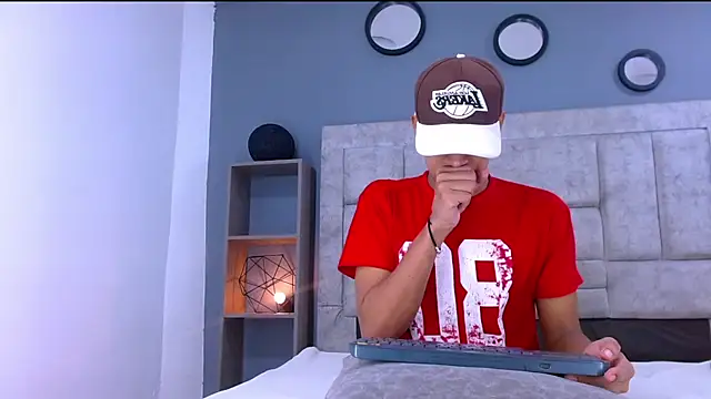 Pokój czatu na żywo – Axel_Ponce