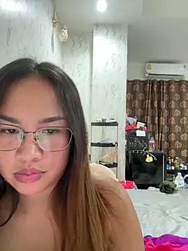 Ponthip live XXX chat