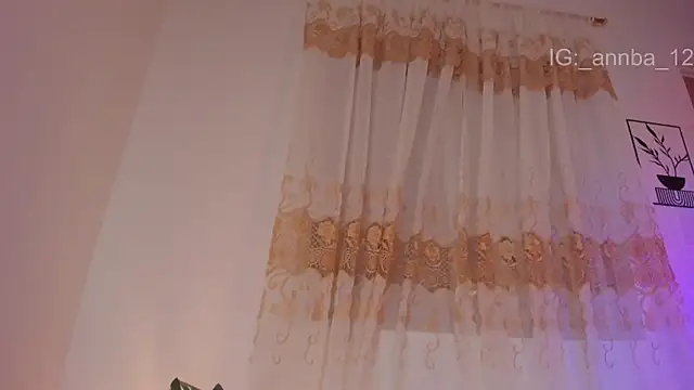 annie_barozzi's Live XXX Chat