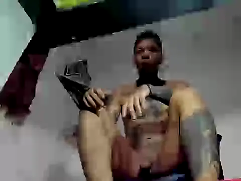 darked33 Show Webcam