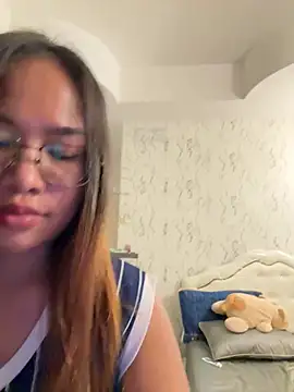Chatroom XXX en direct de Ponthip