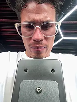 Show de TavoHot_ na webcam