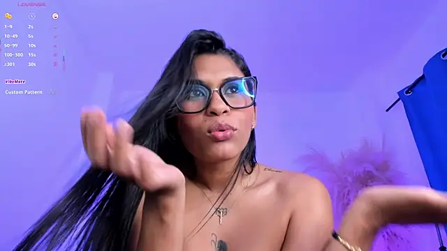 Yara_shine22n Live XXX chat