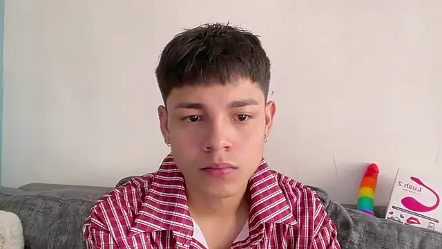 Andy_Belier23 Pertunjukan Webcam