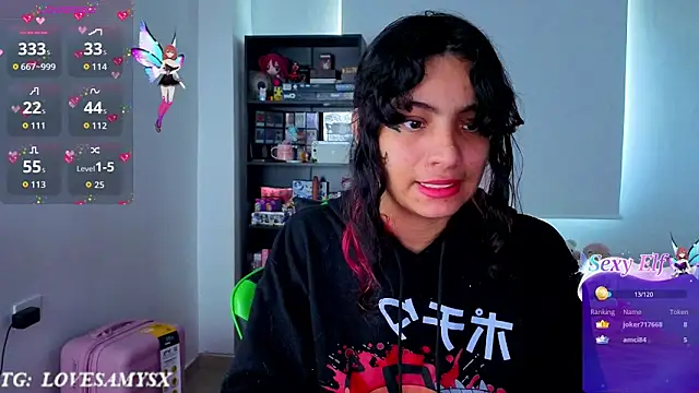 XXX chat uživo modela Lovelyamyy