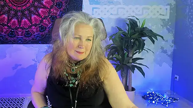 LilaMaharani's Live XXX Chat