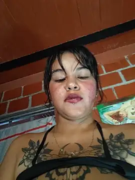Czat XXX na żywo – KattalellaGomez