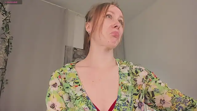 Chat +18 de LilianKroft ao vivo