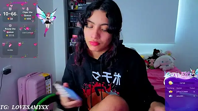 Chat +18 de Lovelyamyy ao vivo