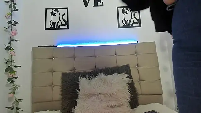 LinaBrowm live XXX chat