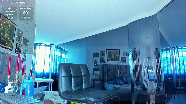 EmmaHills_Sex Show Webcam