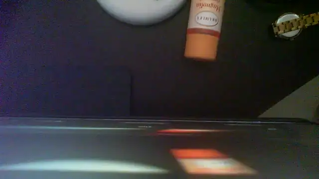 Esona5 Show in webcam