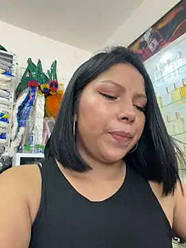 ISABELLA__LUNA's Live XXX Chat