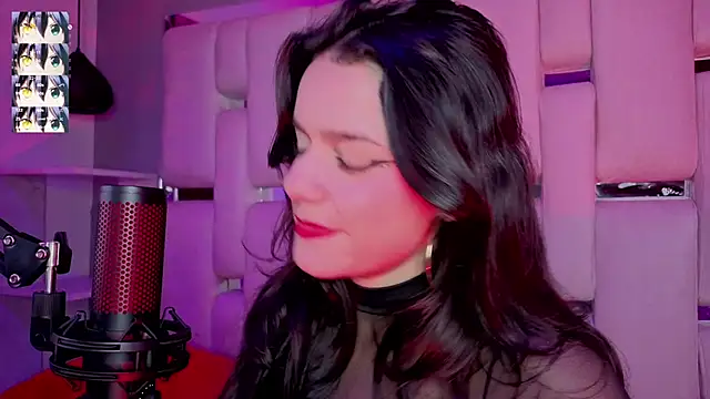 ValerieKay_'s Live XXX Chat