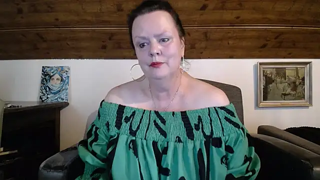 دردشة TiffanyMature الجنسية المباشرة
