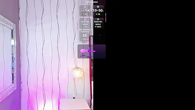 Chat +18 de CandyRouse__ ao vivo