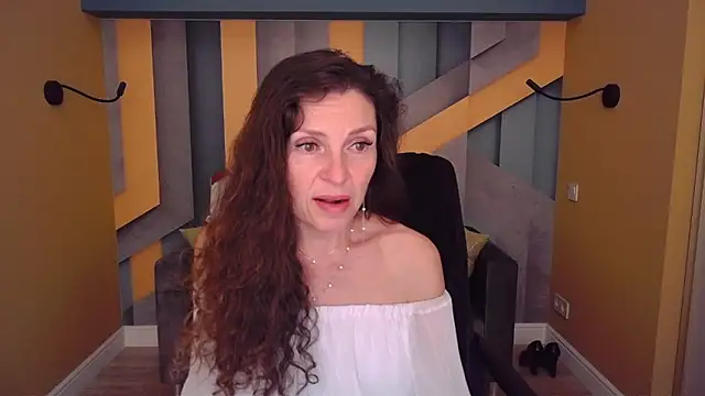 EllaLong: απευθείας συνομιλία ΧΧΧ