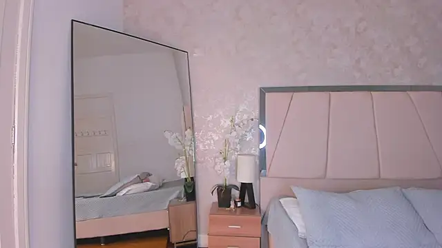 Онлайн чат XXX Arii_wilde