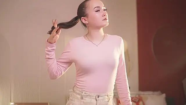 Show modela ChanellMinacci na web-kameri