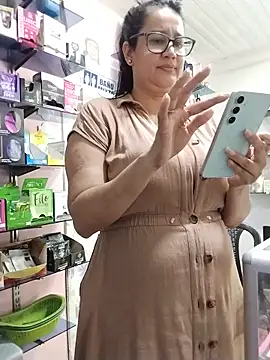 keilymadam's Live XXX Chat