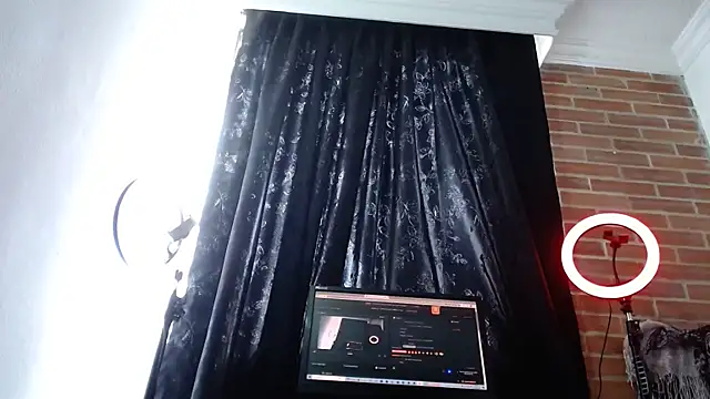 Chat XXX en directo de KarimaSarabe