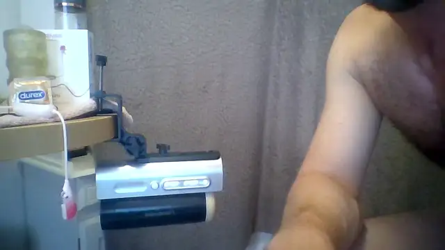 Oliverlong live XXX chat