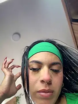 Eveliin__'s Live XXX Chat