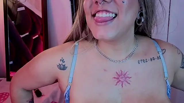 Chat XXX en directo de Melissa_Adamsx